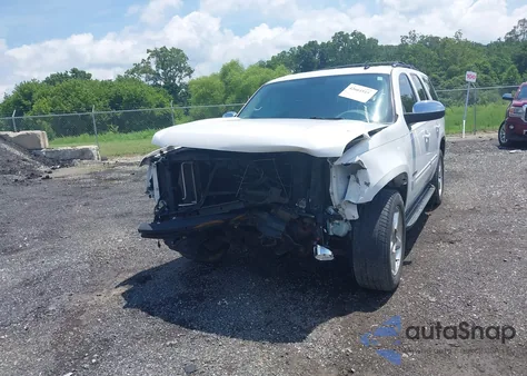 2010 Chevrolet Tahoe Lt z USA, uszkodzony, nr VIN 1GNUKBE0XAR232285